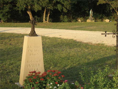 Willie Vela Monument